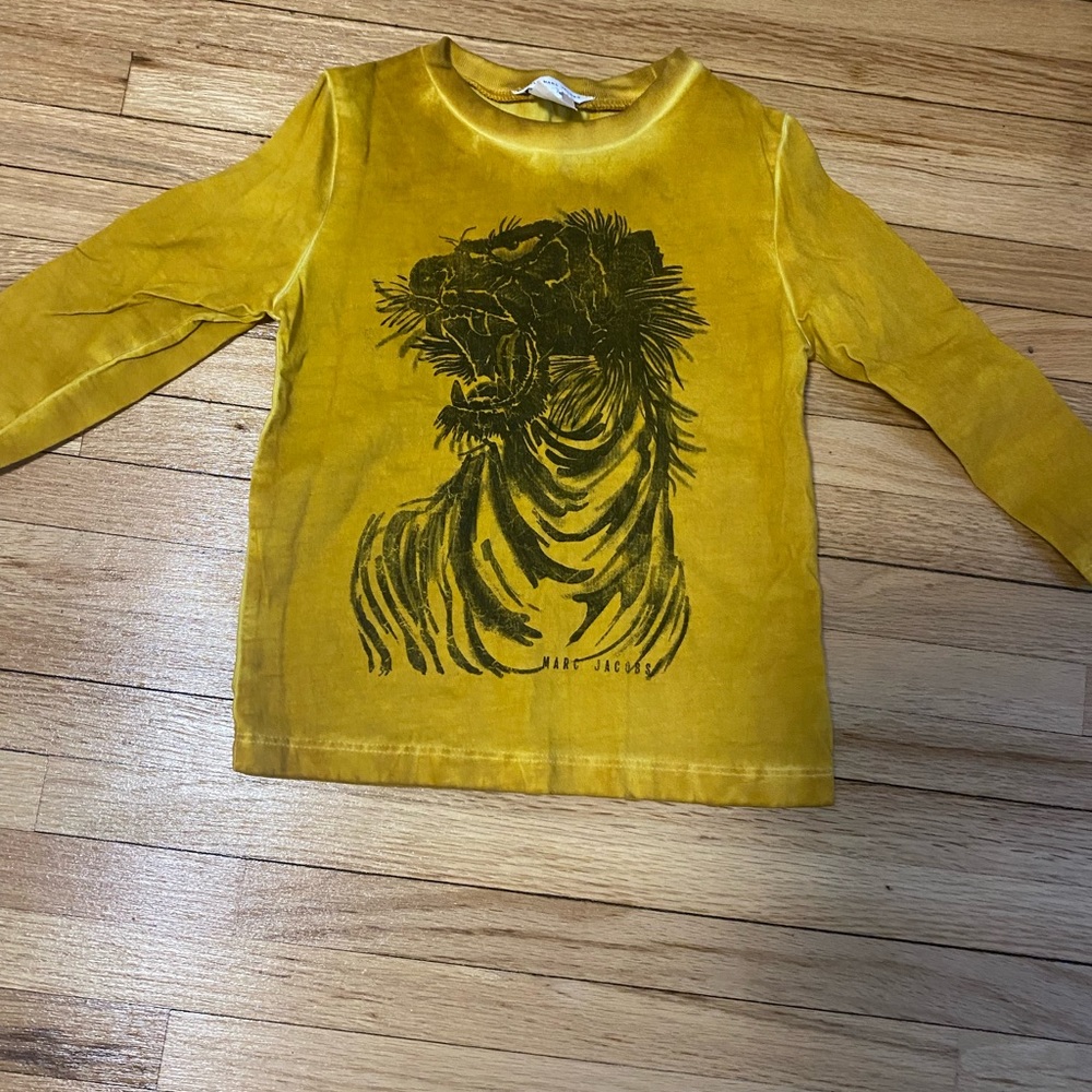 Size 3 fits a 4 year old